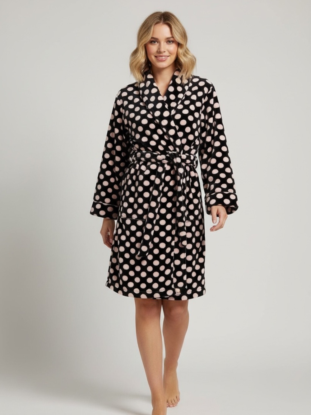 Kate Spade New York Polka Dot Plush Fleece Robe Black & Pink Medium